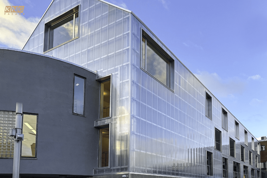 Mặt tiền Polycarbonate